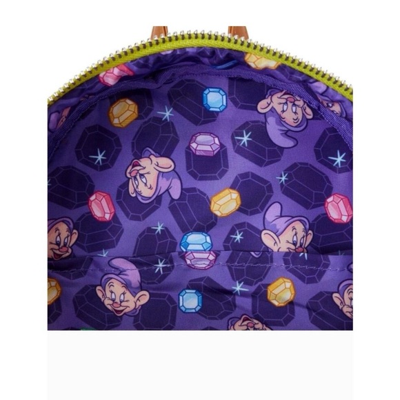Loungefly Disney SNOW WHITE Diamond Dopey Dwarf Backpack - Picture 4 of 6